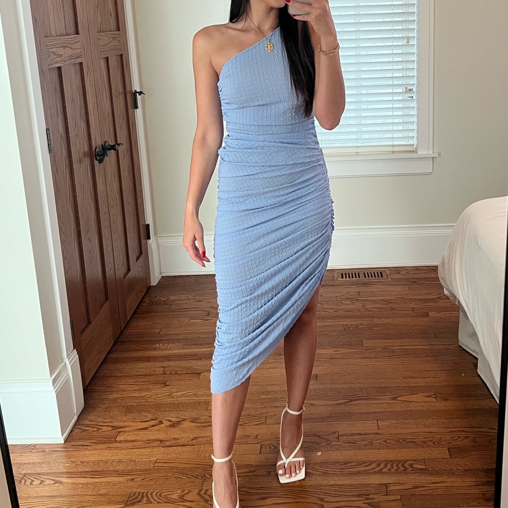 Blue One Shoulder Textured Ruched Midi Dress - Picture 8 of 8